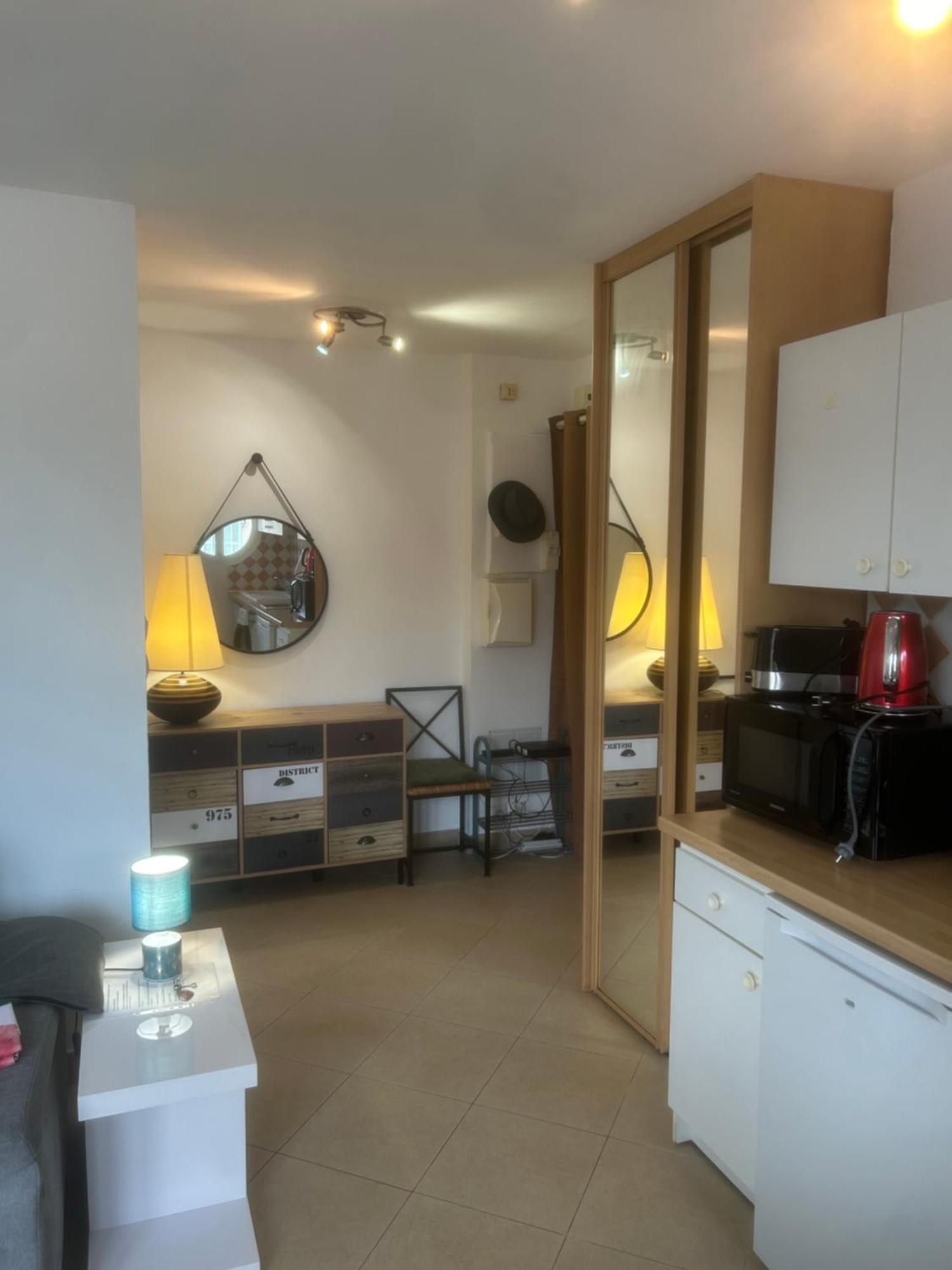 Appartement Centre Du Village Cassis Exteriör bild